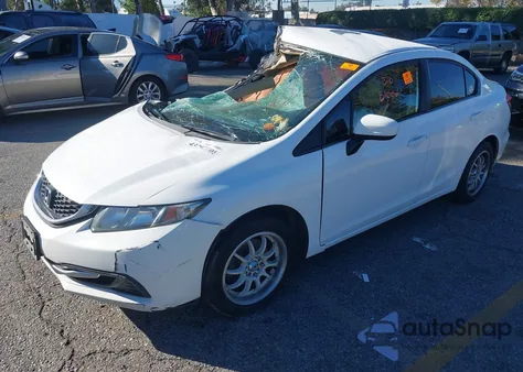 2015 Honda Civic Lx z USA, uszkodzony, nr VIN 19XFB2F5XFE240224